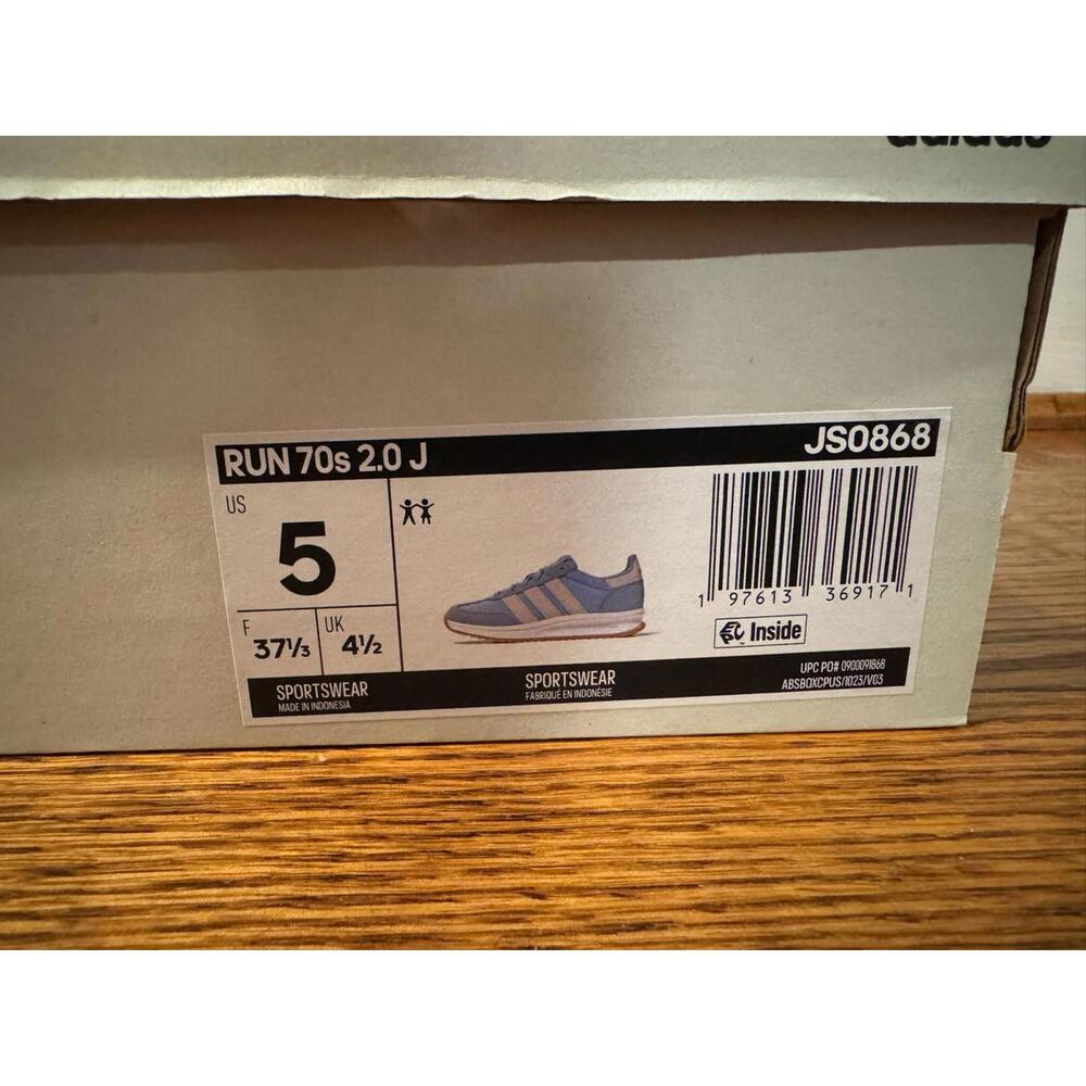 NWT Women's Adidas RUN 70s 2.0 J Sneakers - (Size 5) - Picture 5 of 5
